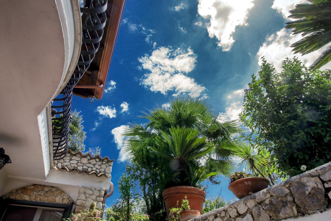Il Casale Delle Principesse Villa Mattinata Luaran gambar